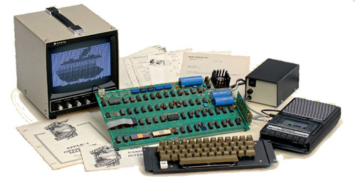 Apple-1:The World's Most Iconic Computer Goes Under the Hammer